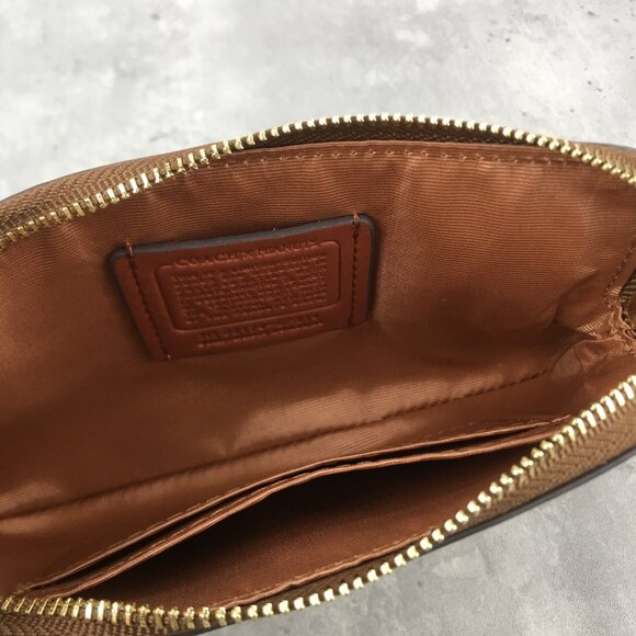 Coach X Peanuts Corner Zip Wristlet Wallet With Snoopy & Woodstock - Picture 9 of 10